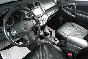 Внедорожник Toyota RAV4 2009 года, 1299000 рублей, Тюмень