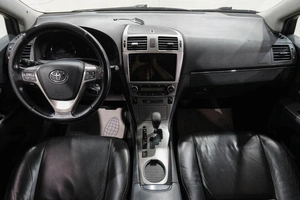 Седан Toyota Avensis 2010 года, 1169000 рублей, Новокузнецк