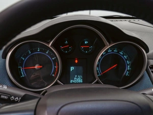 Хетчбэк Chevrolet Cruze 2012 года, 680000 рублей, Краснодар