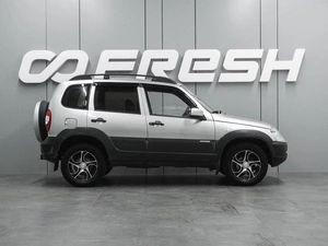 Внедорожник Chevrolet Niva 2011 года, 509000 рублей, Воронеж