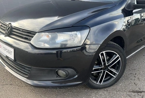 Седан Volkswagen Polo 2012 года, 780000 рублей, Солонцы