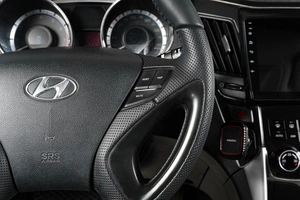 Седан Hyundai Sonata 2012 года, 1159000 рублей, Тюмень