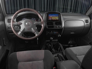 Пикап Nissan NP300 2010 года, 1049000 рублей, Тюмень