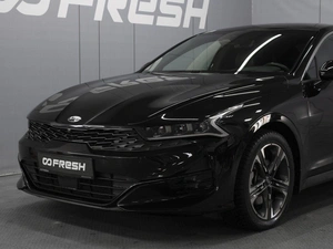 Седан Kia K5 2021 года, 2340000 рублей, Омск