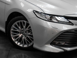 Седан Toyota Camry 2021 года, 3049000 рублей, Тюмень