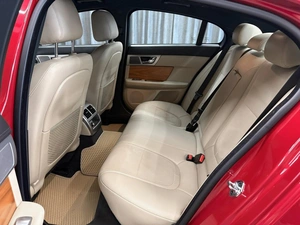Седан Jaguar XF 2014 года, 1399000 рублей, Красноярск