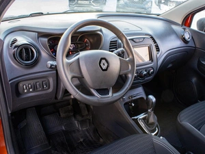 Внедорожник Renault Kaptur 2018 года, 1379000 рублей, Петрозаводск