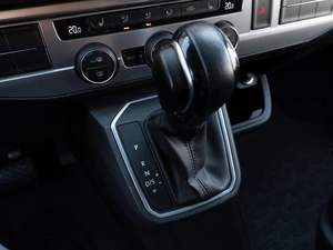 Минивэн Volkswagen Multivan 2020 года, 6399000 рублей, Саратов