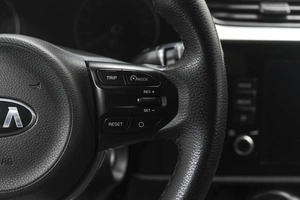 Седан Kia Rio 2020 года, 1669000 рублей, Новокузнецк