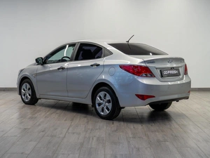 Седан Hyundai Solaris 2015 года, 1359000 рублей, Саратов