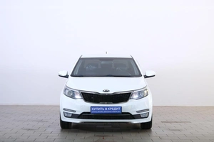 Седан Kia Rio 2016 года, 899000 рублей, Омск