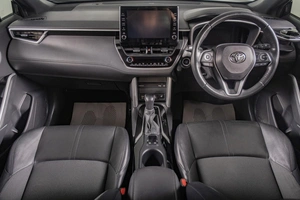 Внедорожник Toyota Corolla Cross 2022 года, 2739000 рублей, Томск