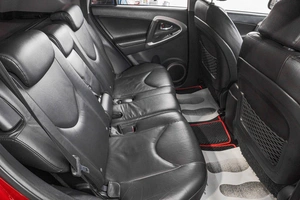 Внедорожник Toyota RAV4 2007 года, 1239000 рублей, Барнаул