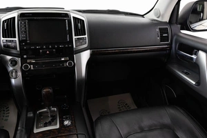 Внедорожник Toyota Land Cruiser 2014 года, 3849000 рублей, Красноярск