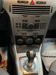 Хетчбэк Opel Astra 2011 года, 597000 рублей, Солонцы