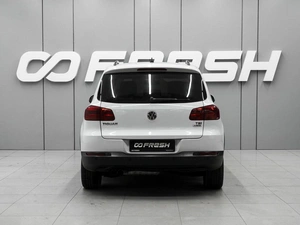 Внедорожник Volkswagen Tiguan 2015 года, 1799000 рублей, Ростов-на-Дону