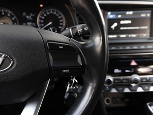 Седан Hyundai Elantra 2020 года, 1599000 рублей, Саратов