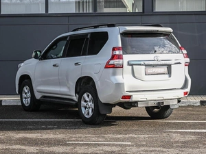 Внедорожник Toyota Land Cruiser Prado 2013 года, 3349000 рублей, Кирилловка