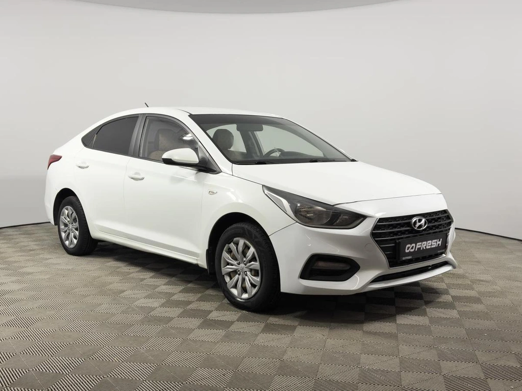 Седан Hyundai Solaris 2019 года, 759900 рублей, Казань