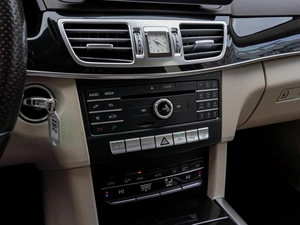 Седан Mercedes-benz E-класс 2015 года, 2070000 рублей, Краснодар