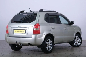 Внедорожник Hyundai Tucson 2008 года, 889000 рублей, Омск