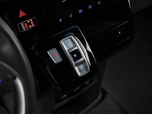 Минивэн Hyundai Staria 2023 года, 5650000 рублей, Москва