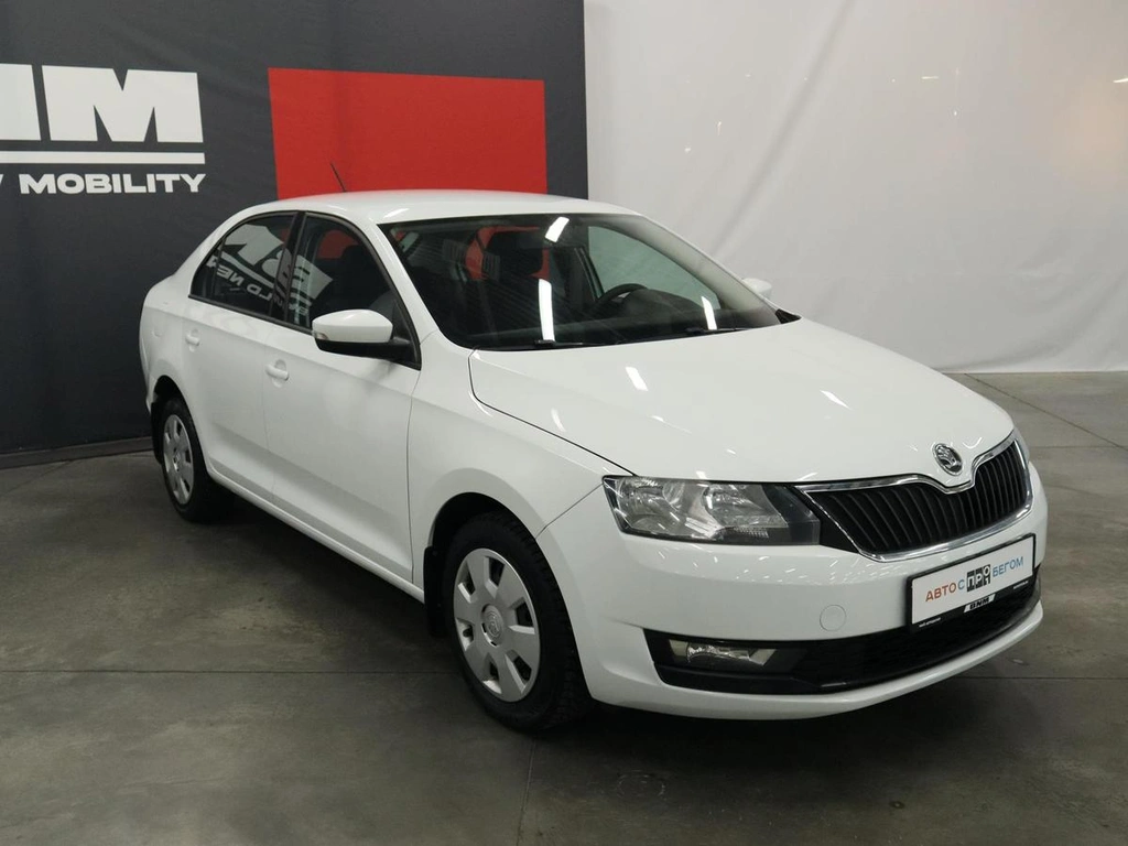 Хэтчбек Skoda Rapid 2017 года, 1200000 рублей, Курск