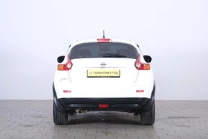 Внедорожник Nissan Juke 2014 года, 1209000 рублей, Омск