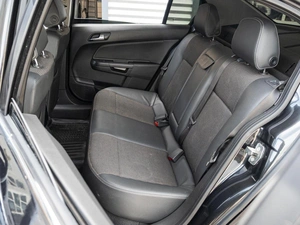 Седан Opel Astra 2013 года, 605000 рублей, Краснодар