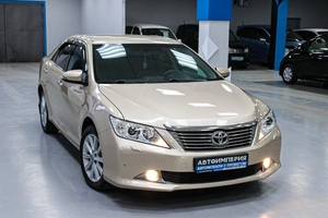 Седан Toyota Camry 2012 года, 1778000 рублей, Солонцы