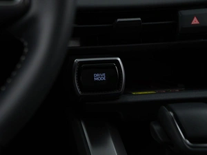 Внедорожник Toyota Wildlander 2026 года, 4518888 рублей, Москва