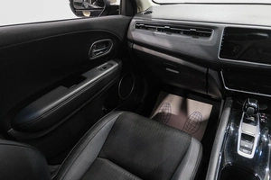 Внедорожник Honda Vezel 2018 года, 1699000 рублей, Новокузнецк