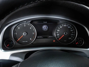 Внедорожник Volkswagen Touareg 2011 года, 1855000 рублей, Ставрополь