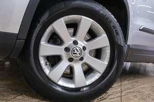 Внедорожник Volkswagen Tiguan 2012 года, 1539000 рублей, Новокузнецк