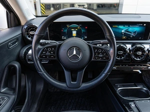 Хетчбэк Mercedes-benz A-класс 2020 года, 2549000 рублей, Саратов