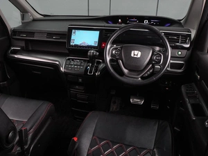 Минивэн Honda Stepwgn Spada 2017 года, 2649000 рублей, Воронеж