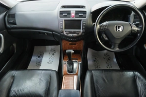 Универсал Honda Accord 2003 года, 769000 рублей, Омск