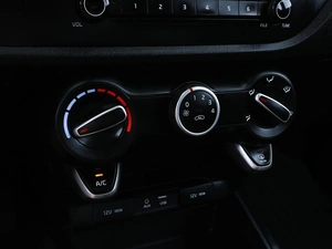 Хетчбэк Kia Rio X-Line 2017 года, 1340000 рублей, Волгоград