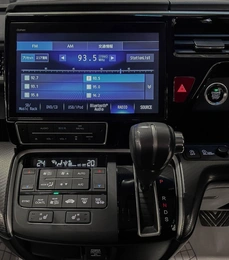 Минивэн Honda Stepwgn Spada 2021 года, 3037000 рублей, Красноярск