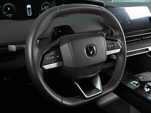 Лифтбек Changan UNI-V 2024 года, 2449000 рублей, Ростов-на-Дону