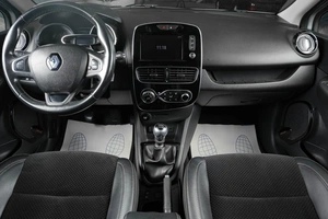 Хетчбэк Renault Clio 2017 года, 979000 рублей, Тюмень
