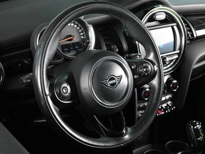 Хетчбэк MINI Cooper 2019 года, 1990000 рублей, Аксай