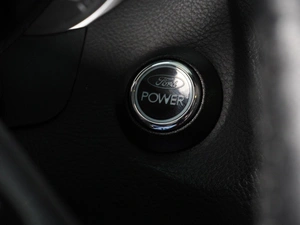 Седан Ford Focus 2012 года, 850000 рублей, Красный Пахарь