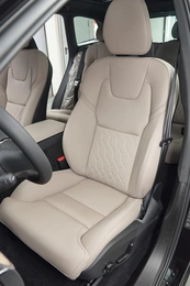 Внедорожник Volvo XC60 2025 года, 6269000 рублей, Красноярск