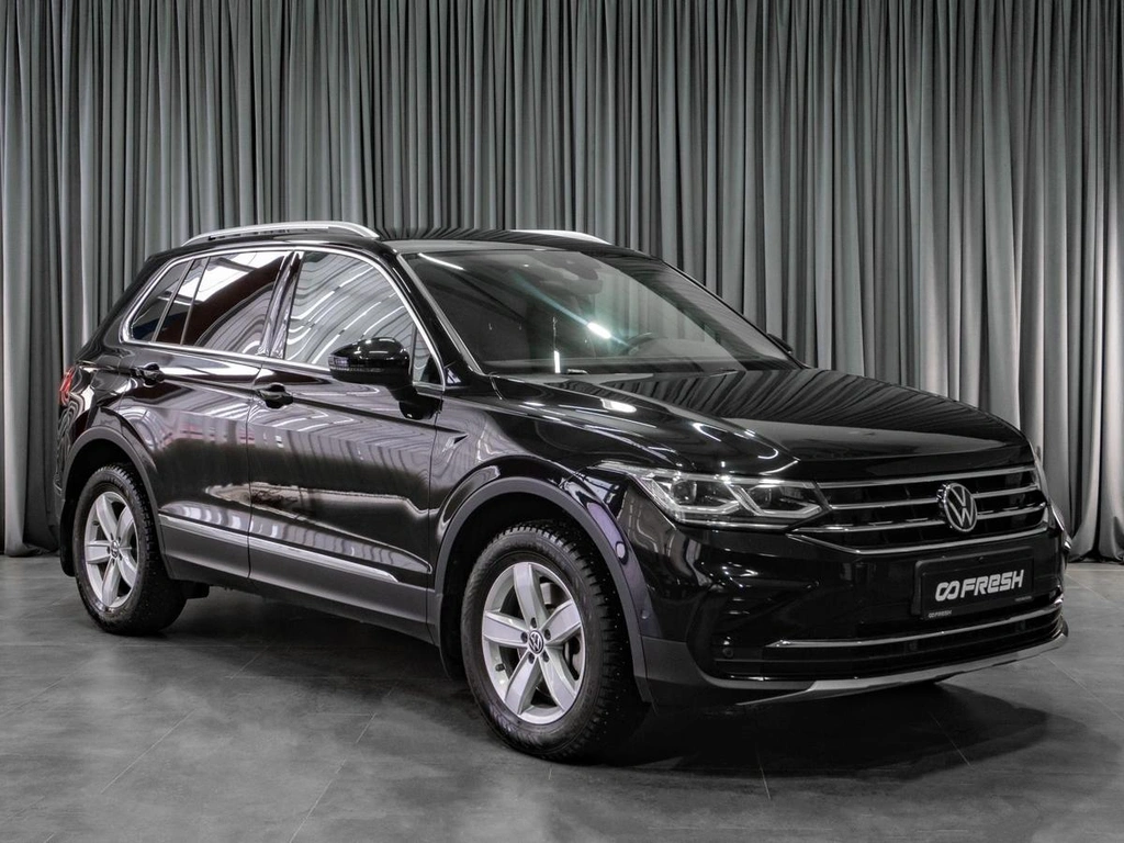 Внедорожник Volkswagen Tiguan 2021 года, 4079000 рублей, Тюмень