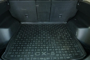 Внедорожник Mazda CX-5 2014 года, 1999000 рублей, Омск