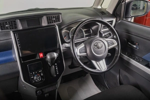 Хетчбэк Toyota Tank 2019 года, 1269000 рублей, Томск