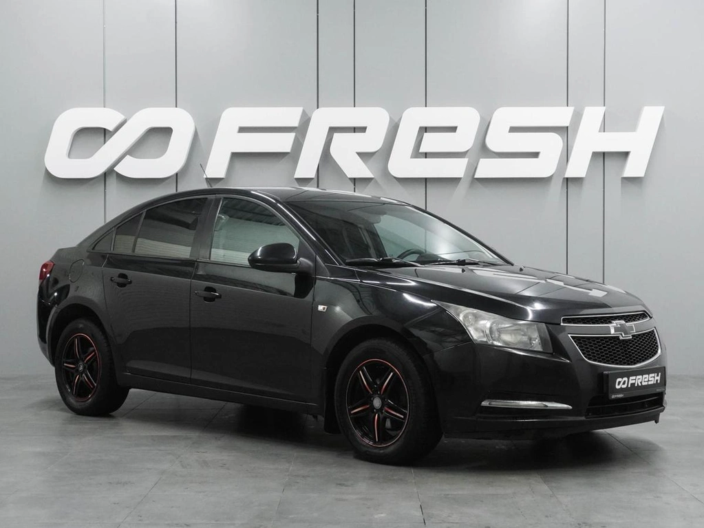 Седан Chevrolet Cruze 2009 года, 649000 рублей, Воронеж