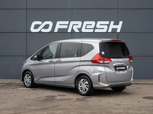 Минивэн Honda Freed 2020 года, 1995000 рублей, Краснодар