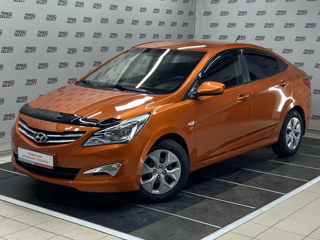 Седан Hyundai Solaris 2014 года, 989000 рублей, Красноярск